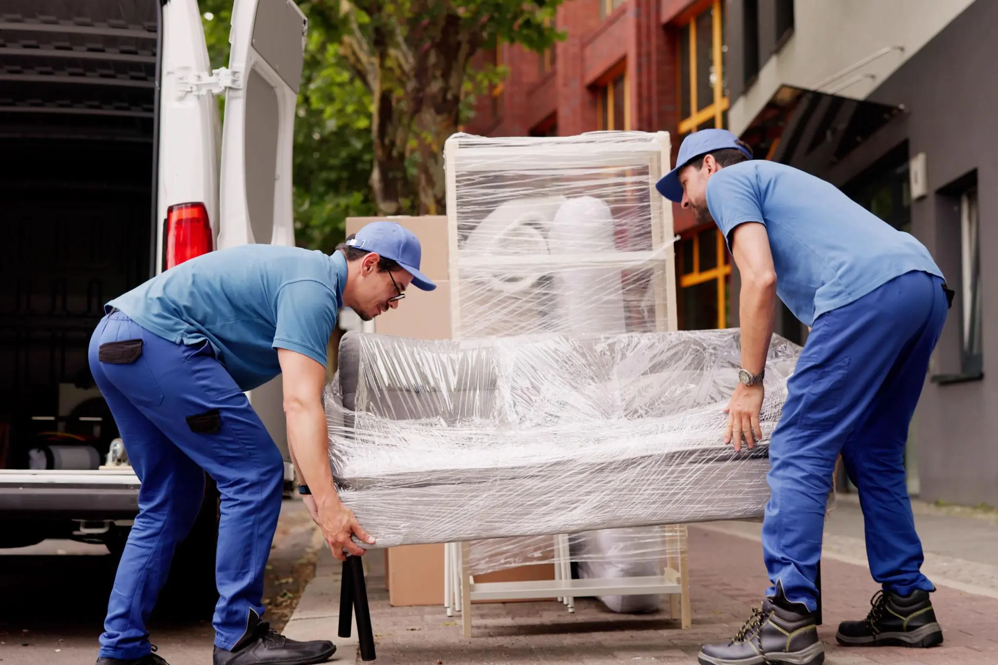 portes y mudanzas Barcelona — transporte de muebles y cajas para cada cliente